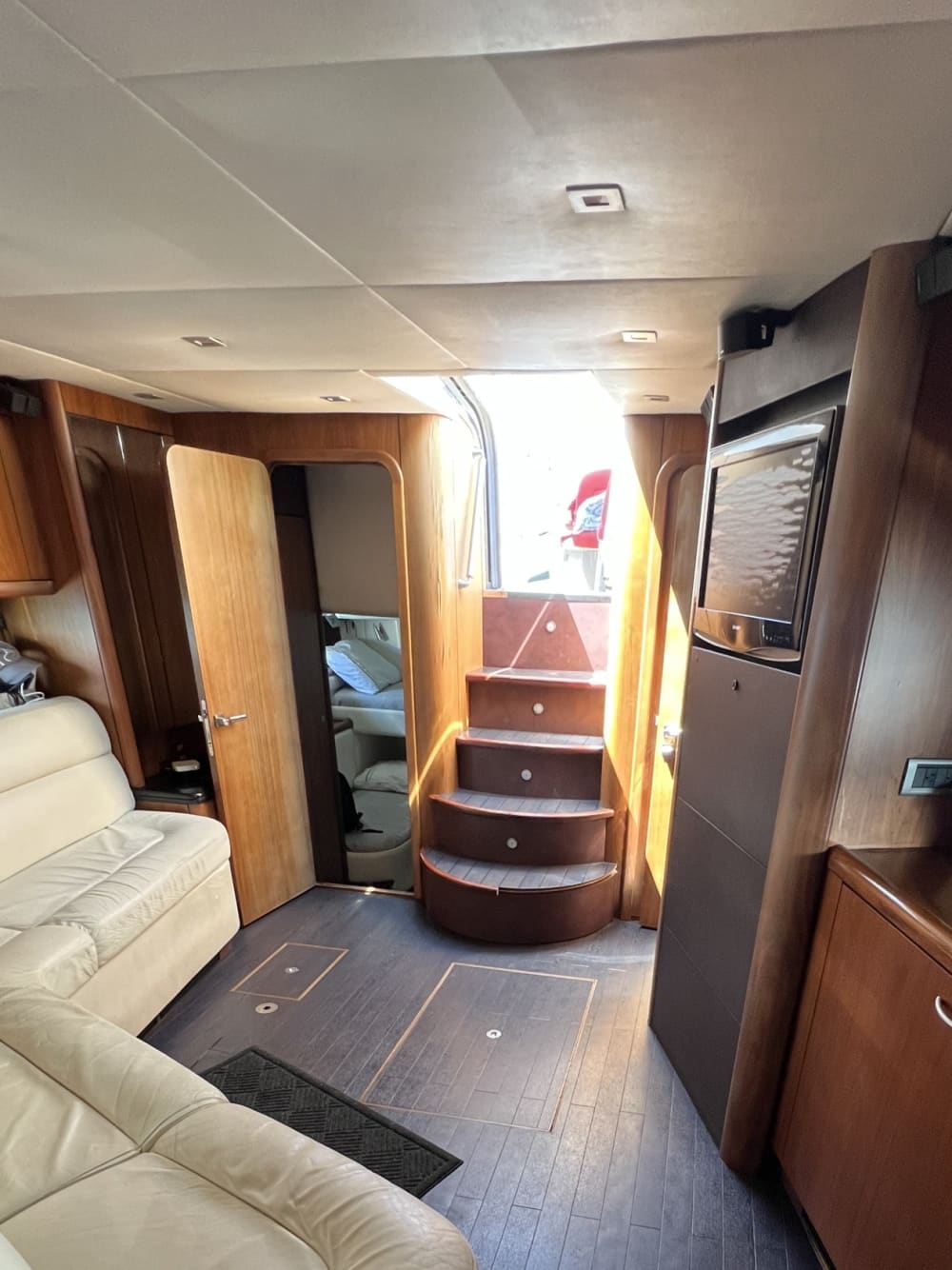 Découvrez les rivages de Cabo San Lucas : une excursion d'une journée complète à bord d'un bateau à moteur