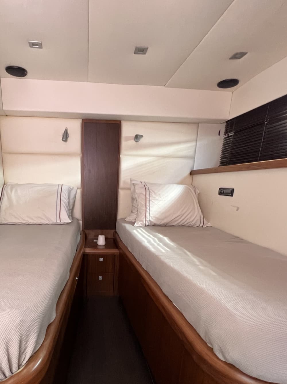 Découvrez les rivages de Cabo San Lucas : une excursion d'une journée complète à bord d'un bateau à moteur