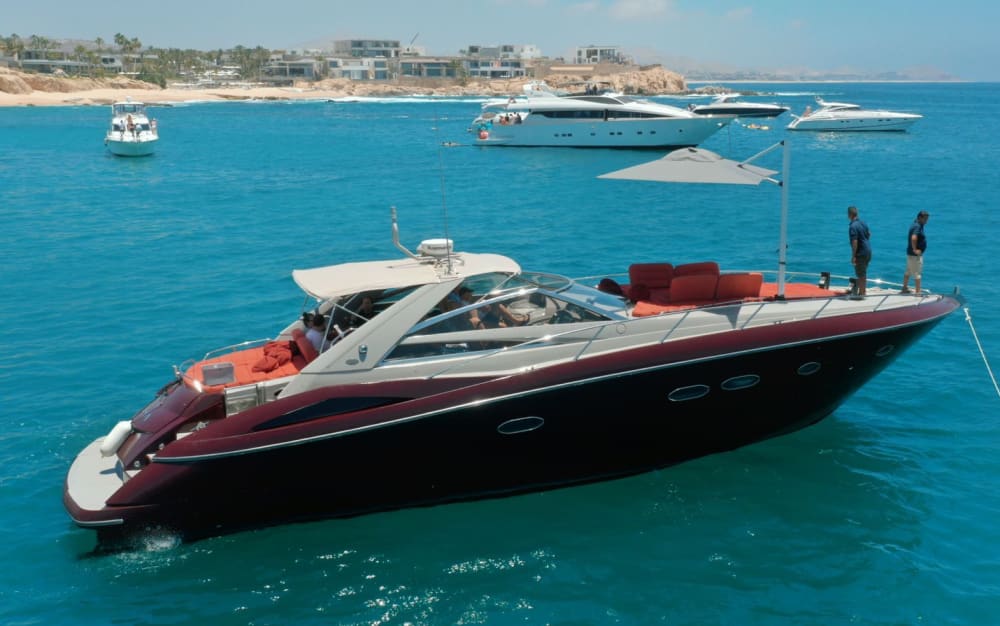 Découvrez les rivages de Cabo San Lucas : une excursion d'une journée complète à bord d'un bateau à moteur