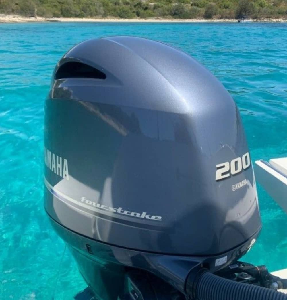 Ontdek Kotor: een halve dag puur plezier op een motorboot.