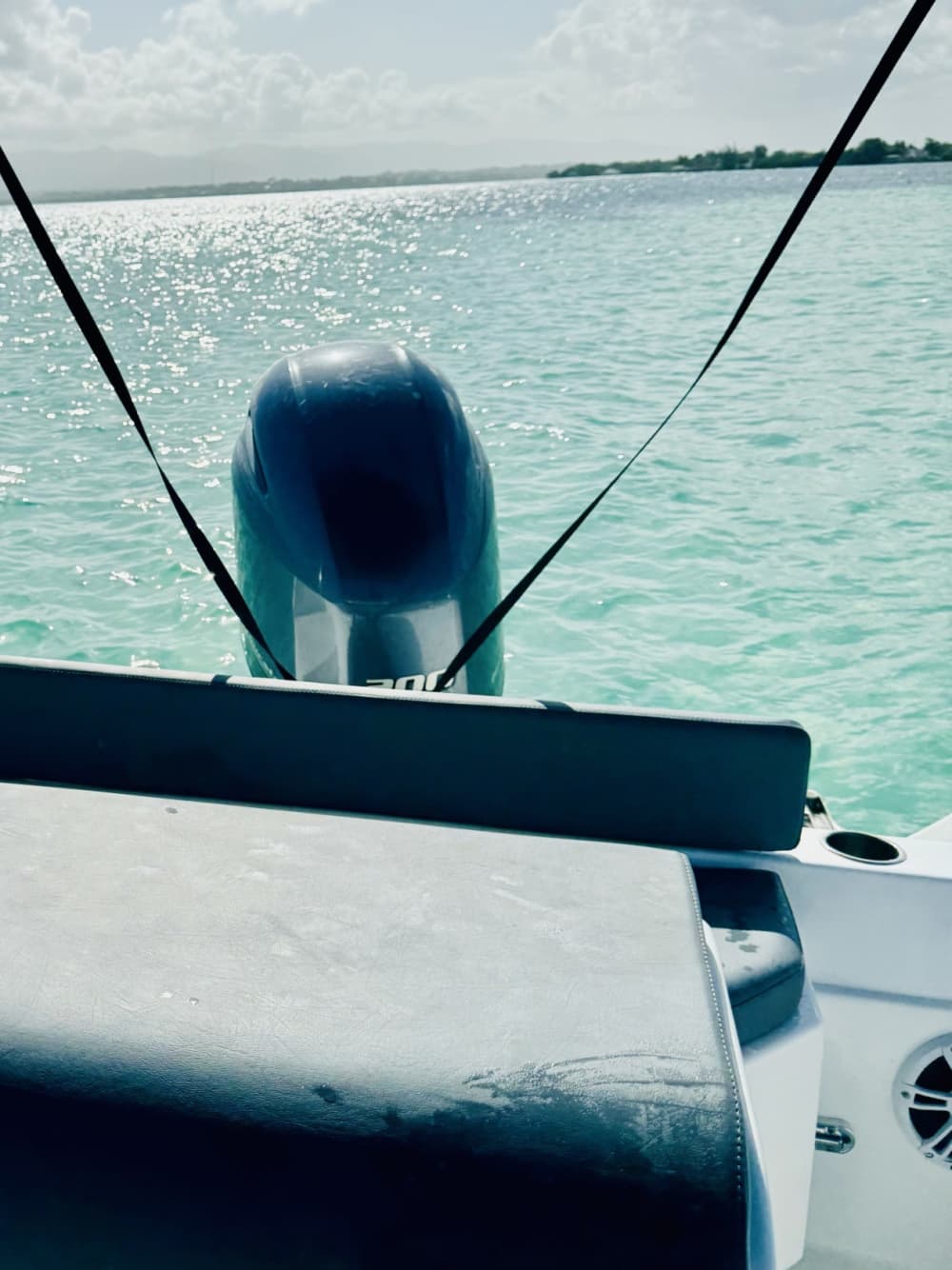 Votre journée au Gosier : louez un bateau à moteur pour 8h de découverte