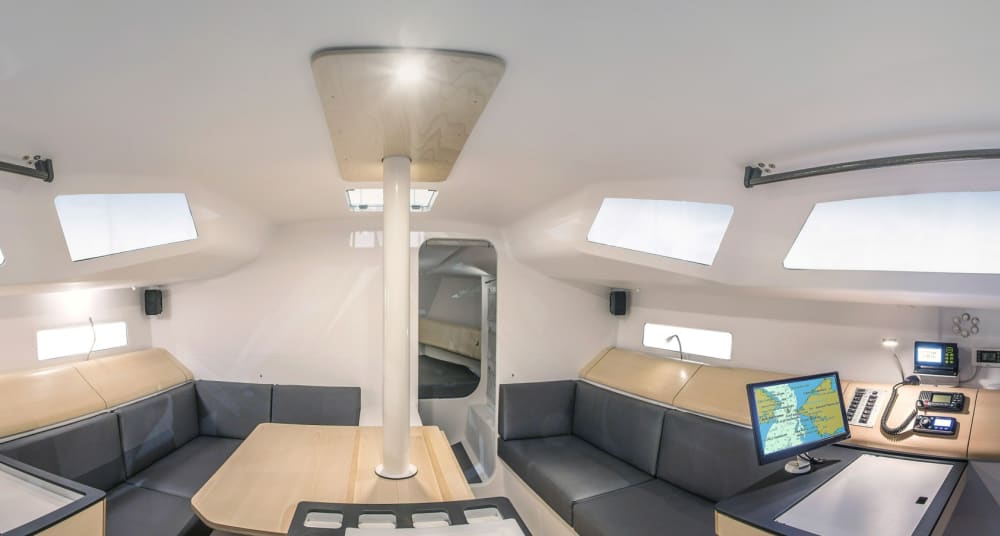 Prepare-se para a alegria: um dia inteiro de navegação autêntica em Donostia-San Sebastián a bordo de um veleiro.