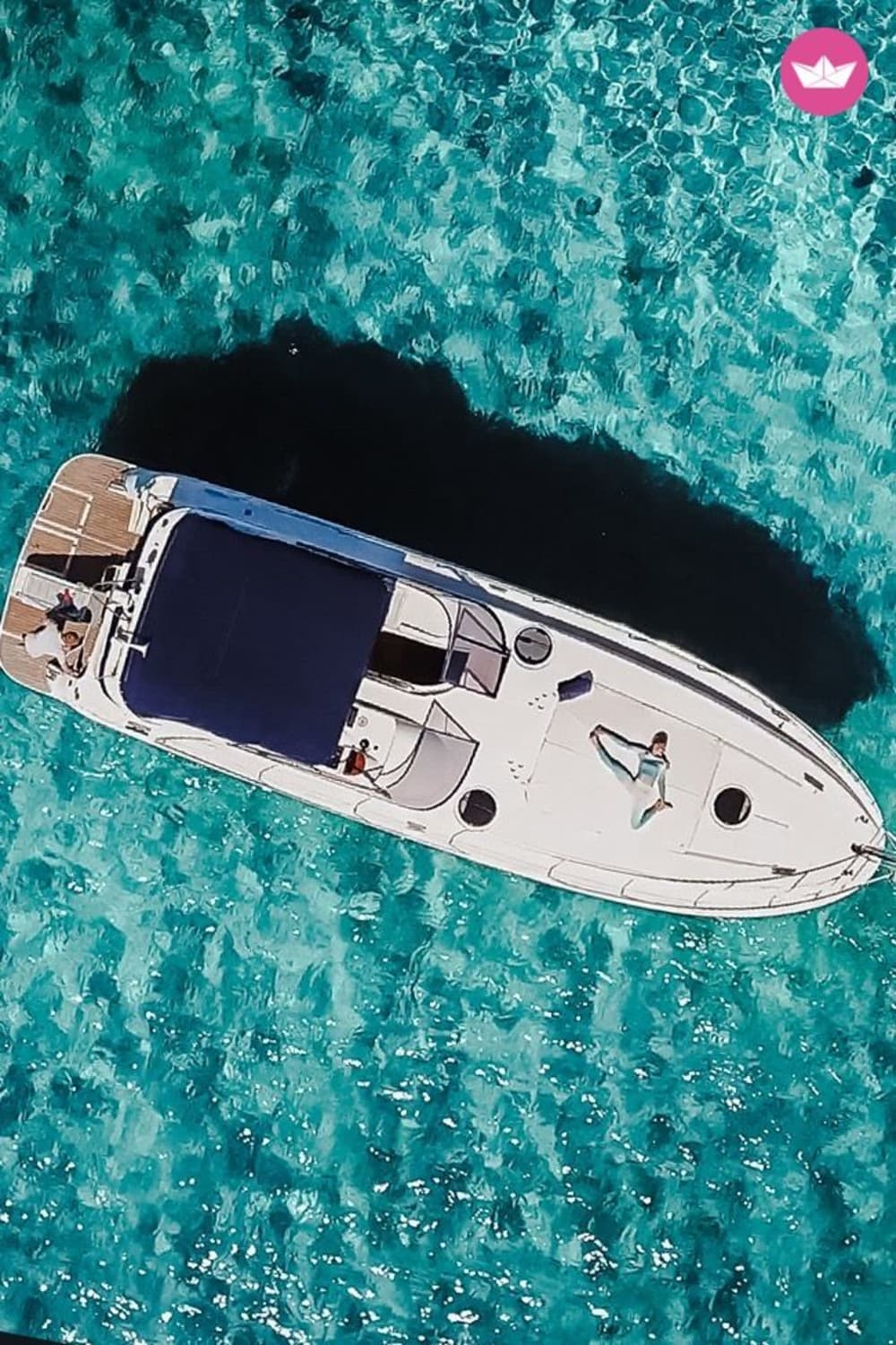 Paradiso Turchese: Scopri la Costa Smeralda in Motoscafo