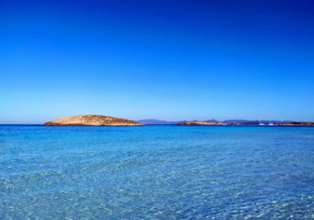 Just Dream/Three Islands Boat Tour: Ibiza, Formentera and Espalmador