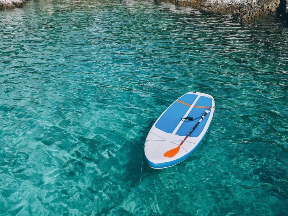 La tua giornata a Medulin: noleggia una barca a motore per 6 ore alla scoperta del mondo.