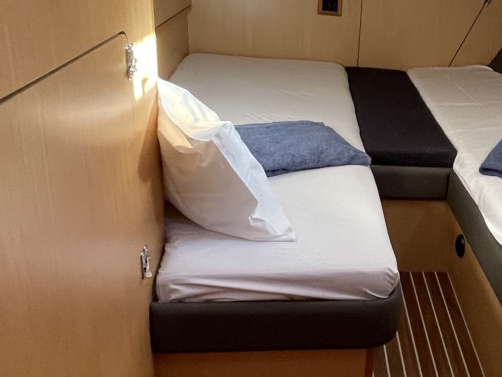 Utforska Gosport och njut av en heldags segling på en segelbåt