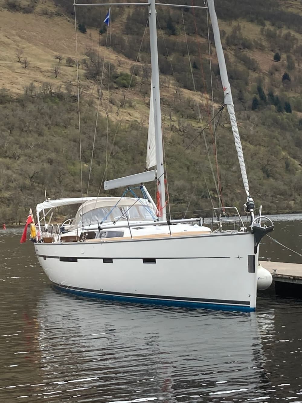 Utforska Gosport och njut av en heldags segling på en segelbåt