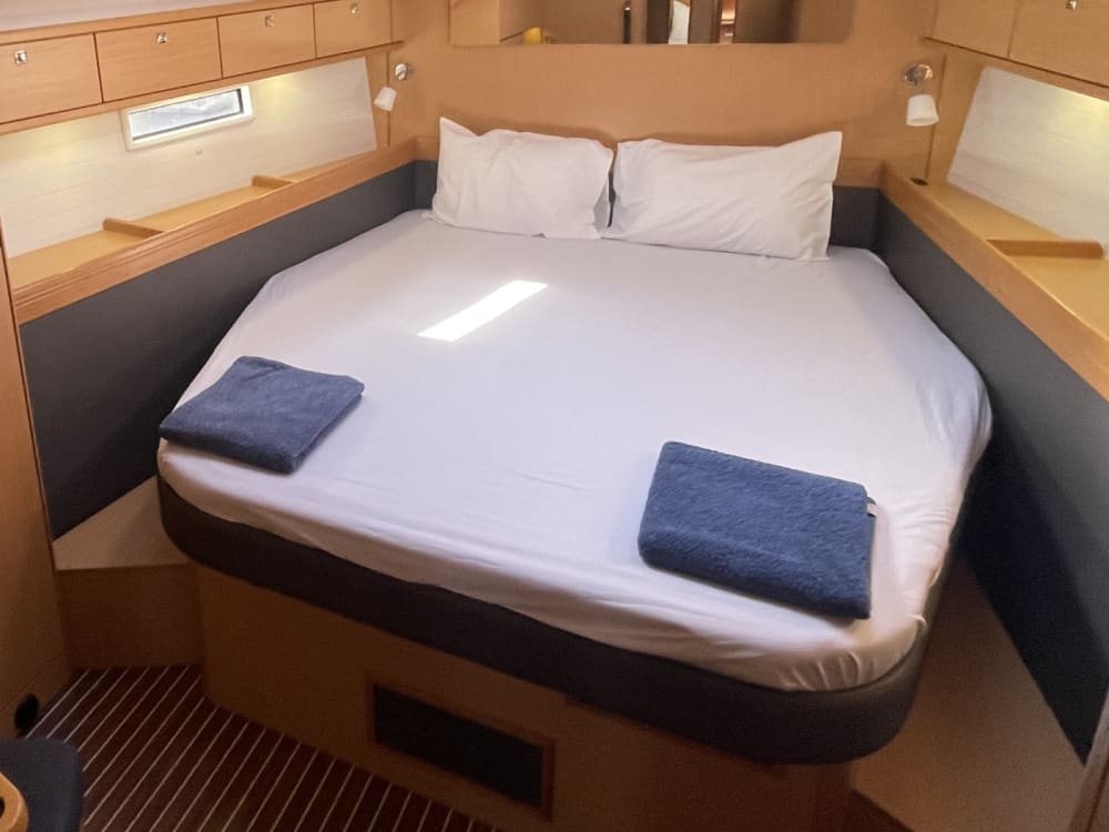 Utforska Gosport och njut av en heldags segling på en segelbåt