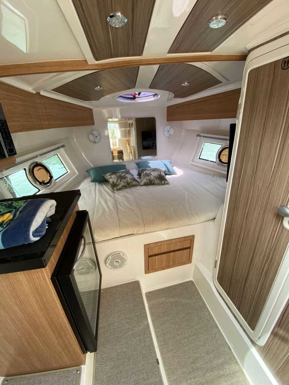 Verken Angra dos Reis per boot: een hele dag op het water aan boord van een motorboot.