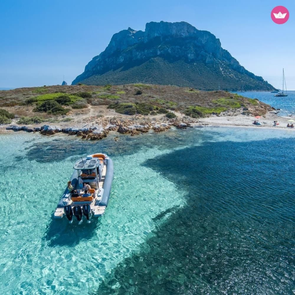 De natuurlijke zwembaden en granieten eilanden van Tavolara