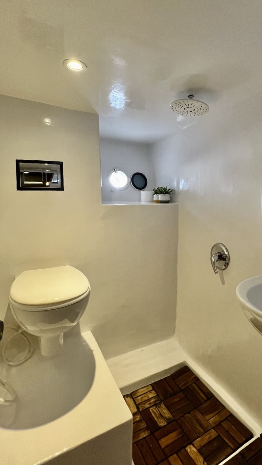 Eleganza in mare: scoprite Hurghada a bordo di un lussuoso yacht a motore.