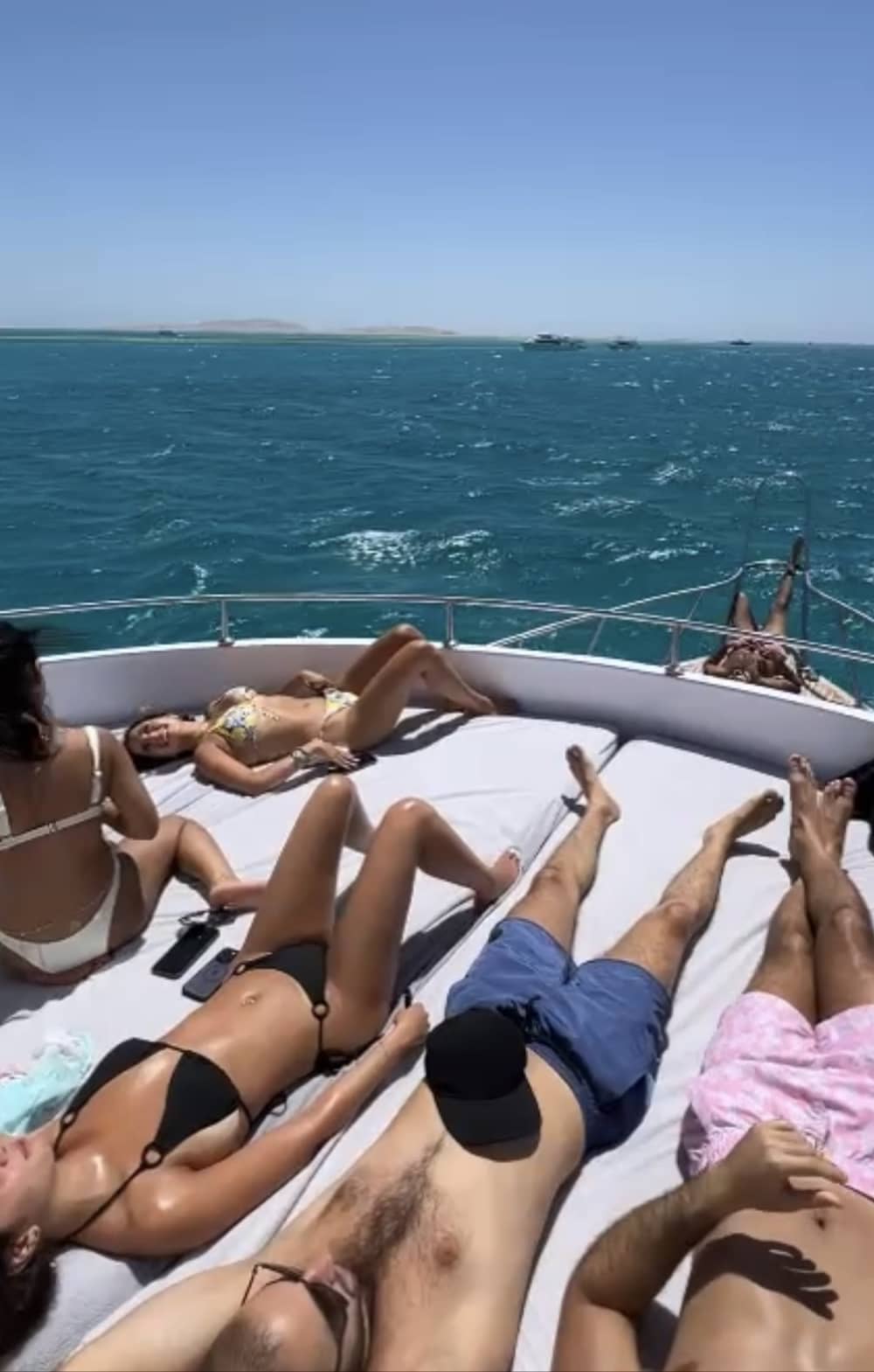 Sofisticació al mar: descobreix Hurghada en un iot de luxe a motor