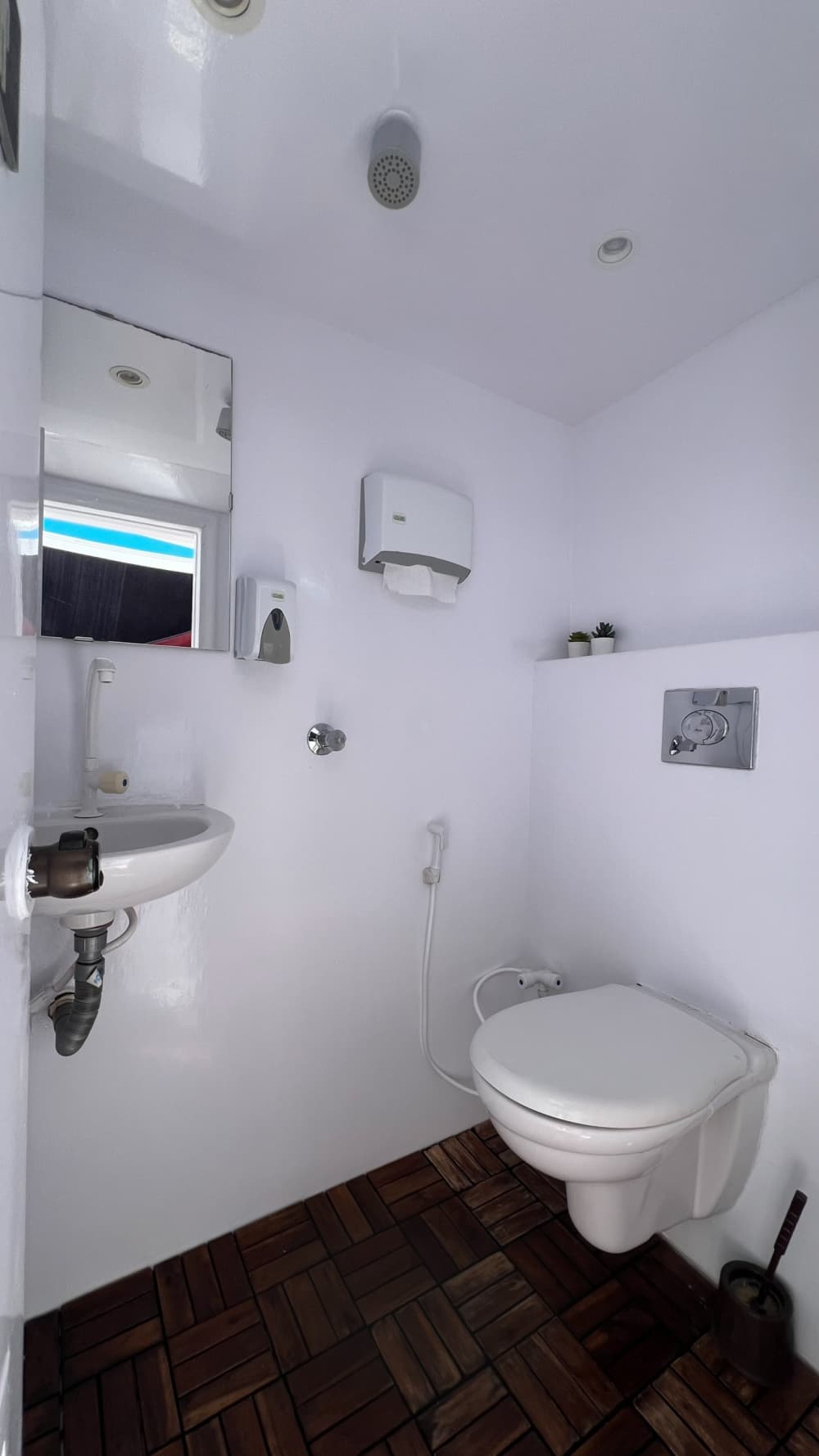 Luxus auf See: Entdecken Sie Hurghada an Bord einer luxuriösen Motoryacht.