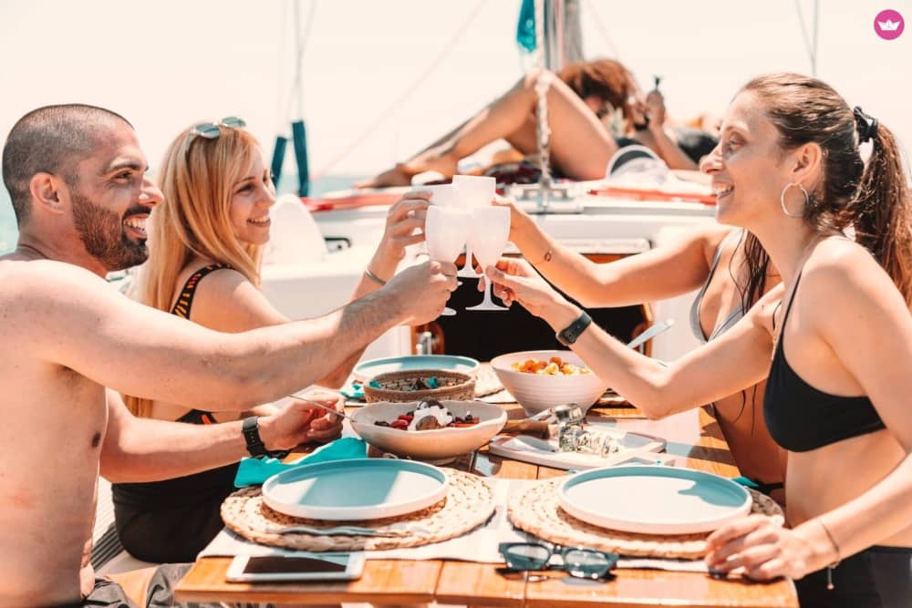 Antiparos Sea Caves & Despotiko-båttur från Paros