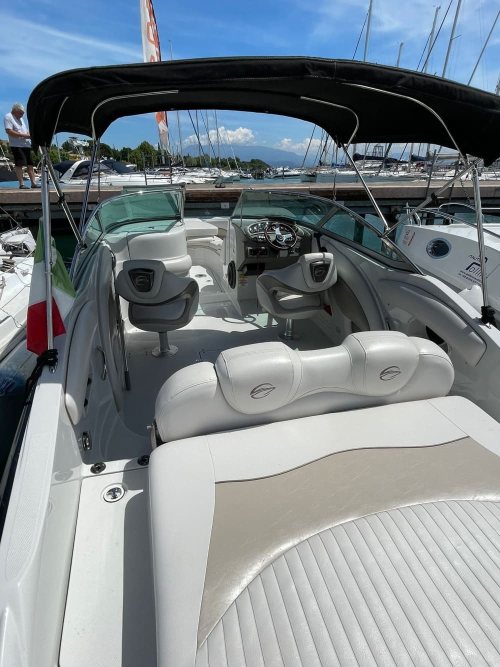 Profitez de 9 heures de bateau à moteur pour explorer Moniga del Garda