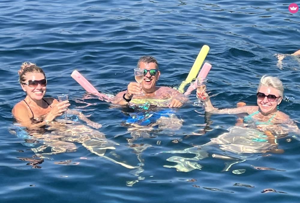 Full-Day Yacht Tour to the Lérins Islands (all included)