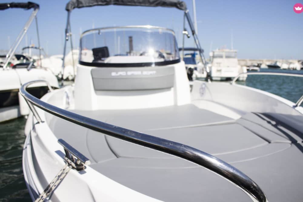 8 horas explorando las calas escondidas de la Costa Brava.