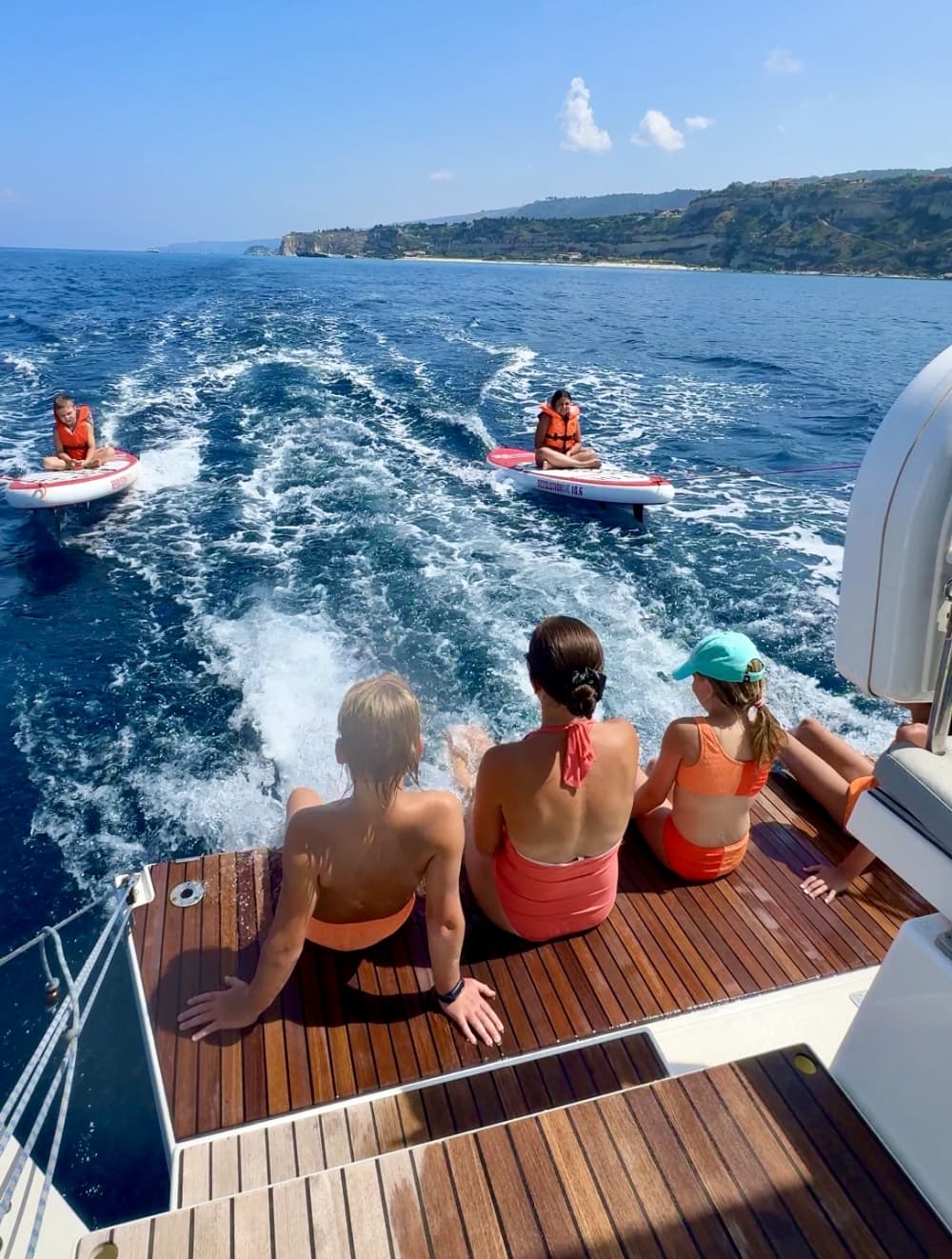 Tour Esclusivo in Barca a Vela a Tropea - Mezza Giornata