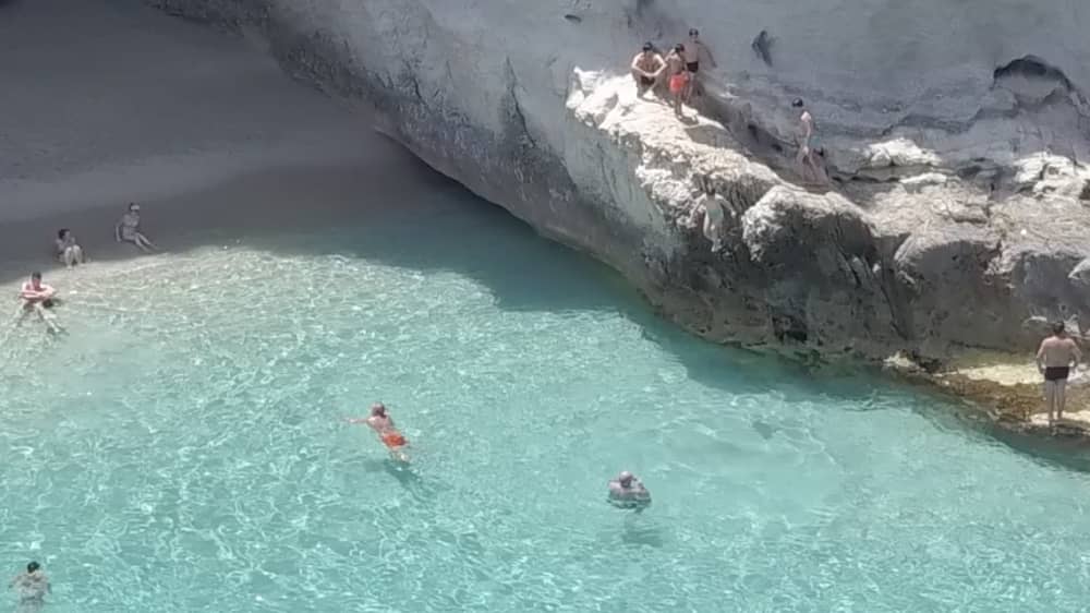 Tour Esclusivo in Barca a Vela a Tropea - Mezza Giornata