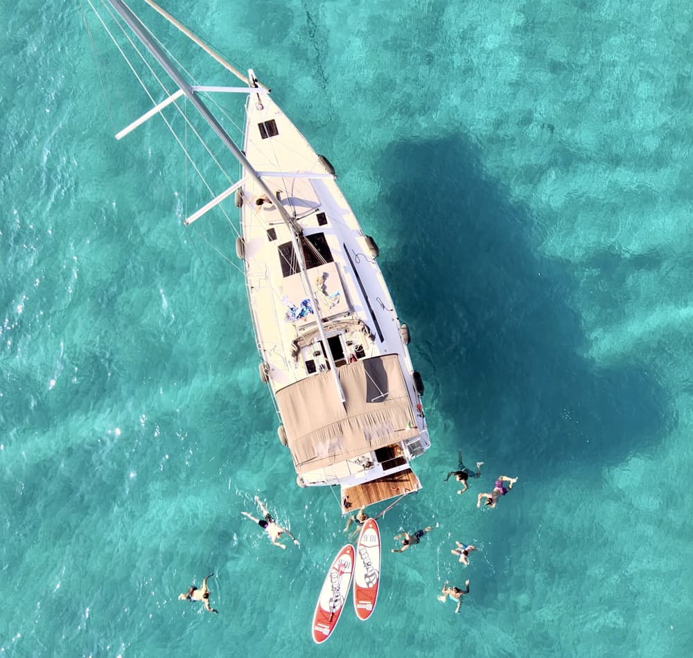 Tour Esclusivo in Barca a Vela a Tropea - Mezza Giornata