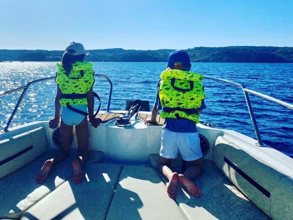 Privat båttur med skeppare runt Menorca