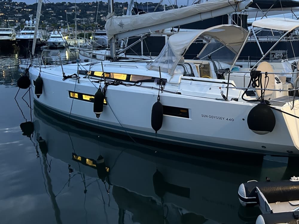 Une journée magique à Golfe Juan en voilier