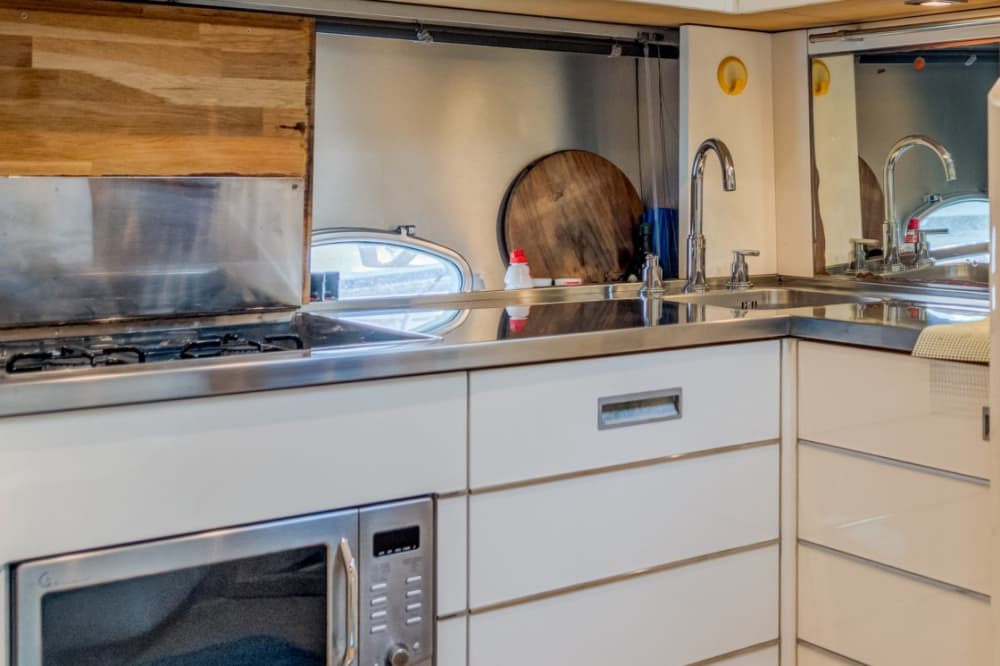 Εξερευνήστε τους κρυμμένους πολύτιμους λίθους από το Σπλιτ έως την Κρουσίτσα