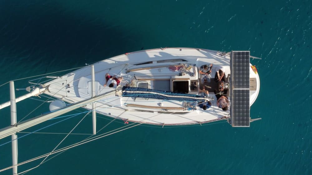 Crociera al tramonto di 6 ore: 4 spiagge e bellezze costiere