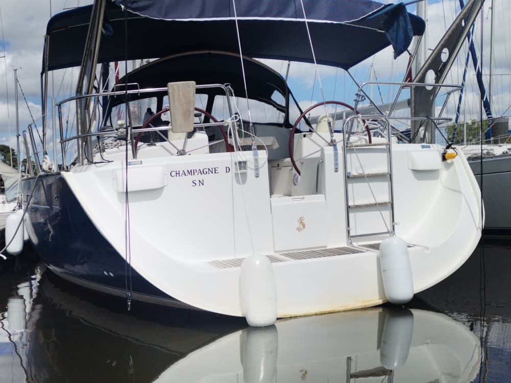 Profitez d'une journée en mer à Arzal à bord d'un voilier