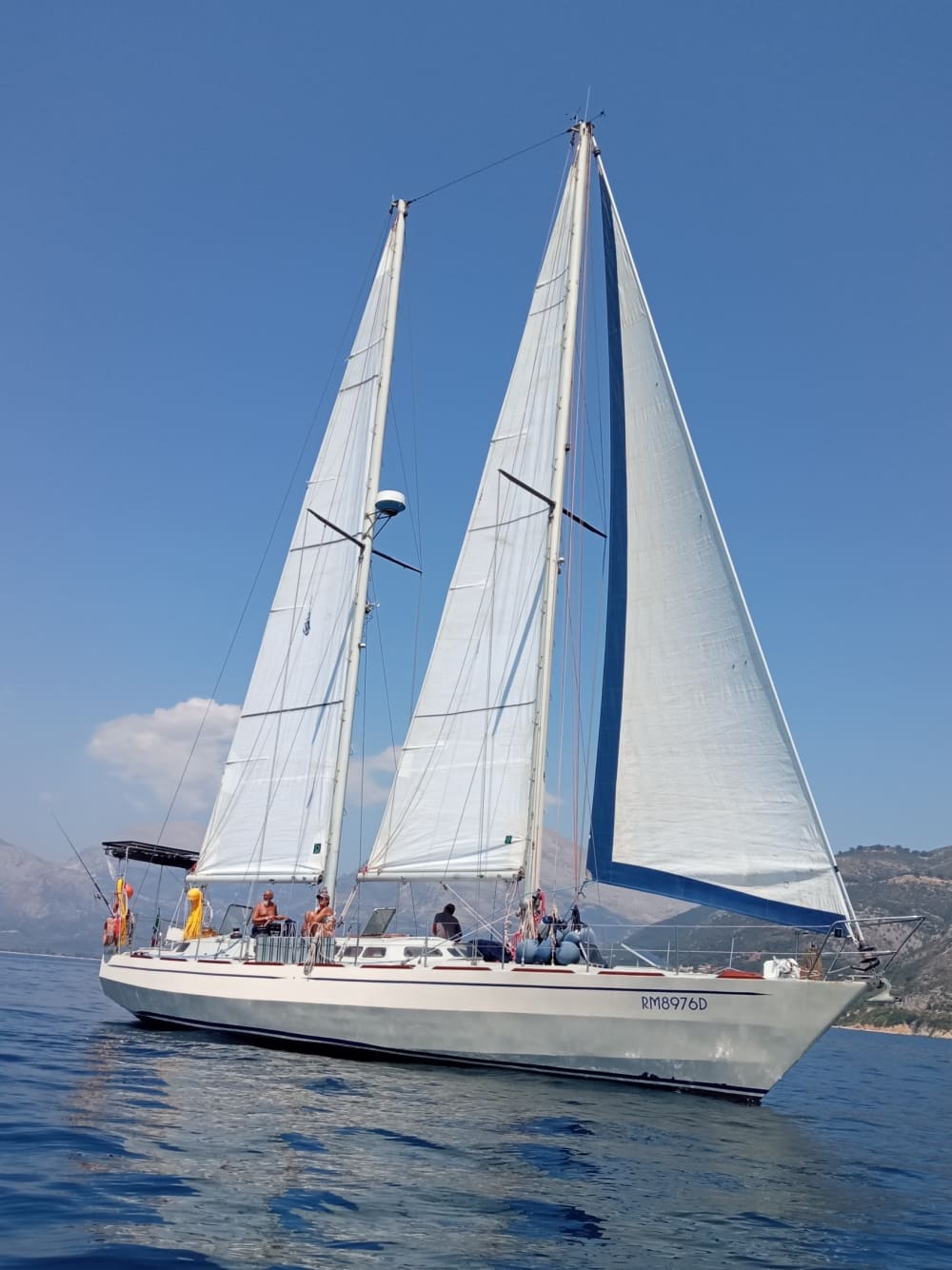 Private 9h sailing trip in Trapani