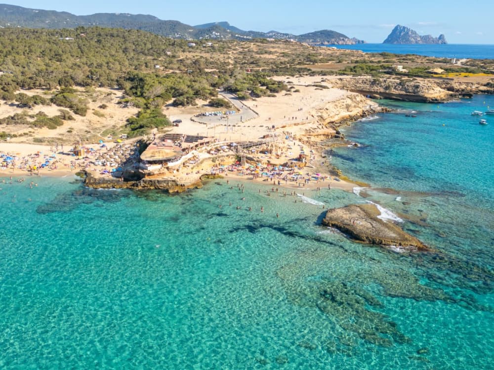 Navegando por las Baleares: De Ibiza a Formentera en un día