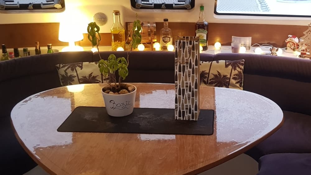 Scopri Canet-en-Roussillon a bordo di un catamarano per un'intera giornata.