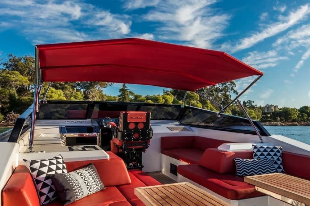 Your day at sea in Monaco – relaxation & swimming