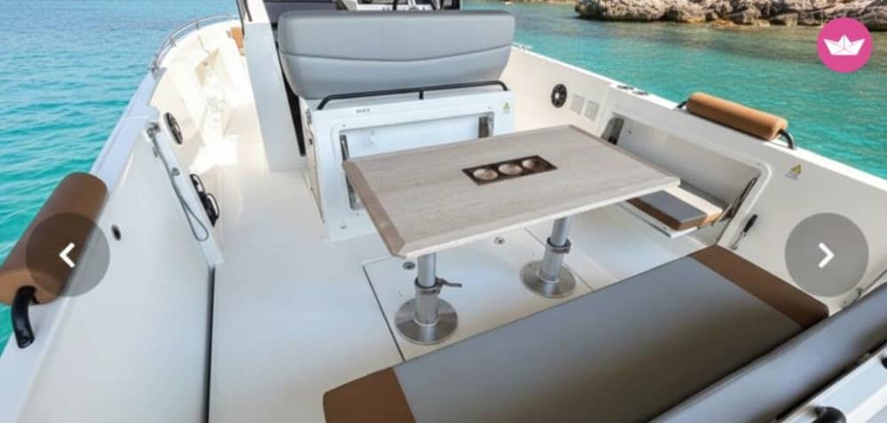 Noleggio privato di barche per mezza giornata a Palma: visita le migliori calette della baia e dei dintorni