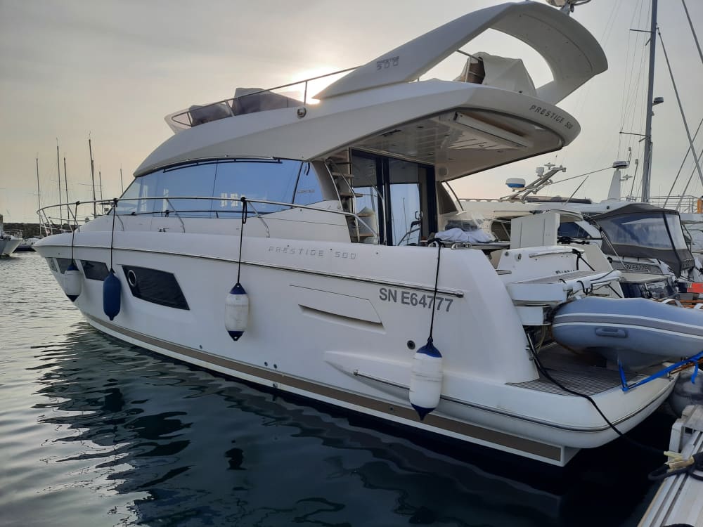 Profitez de chaque instant : une journée ensoleillée autour de Pornichet en bateau à moteur