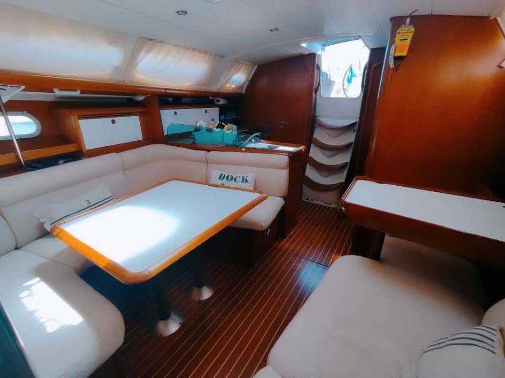 9 Stunden Sonne und türkisfarbenes Wasser rund um Altea