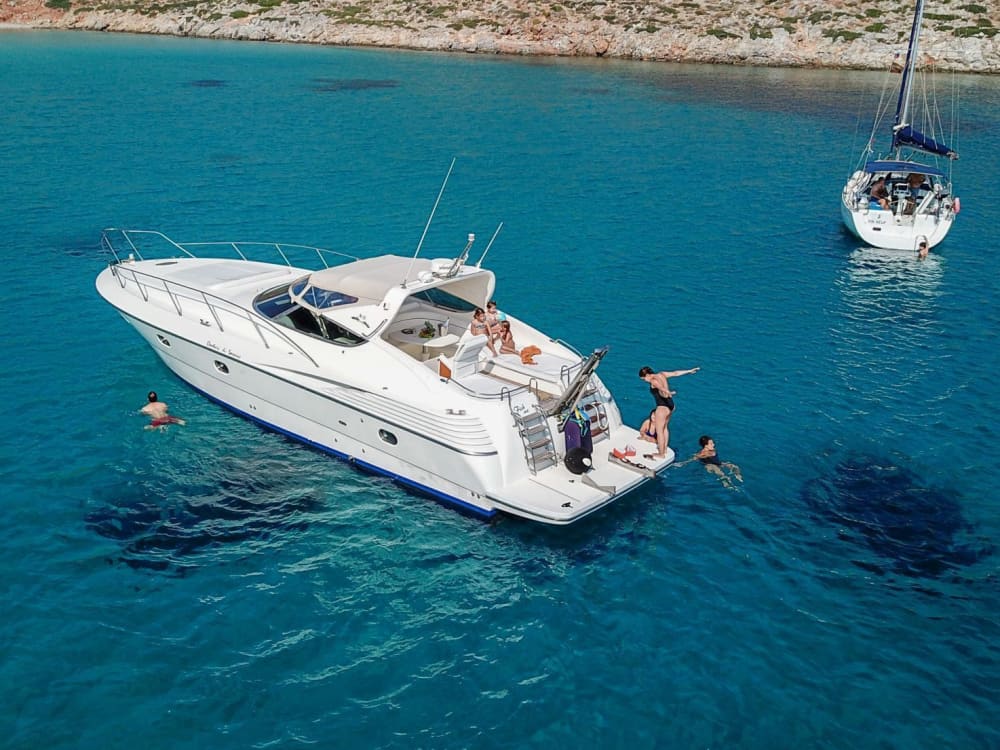 Ihr Tag auf Kos: Mieten Sie ein Motorboot für einen ganzen Tag voller Entdeckungen