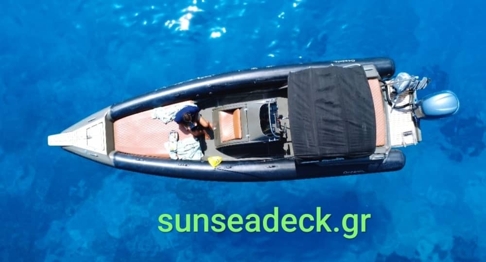 Découvrez Anavyssos lors d'une excursion d'une journée en bateau à moteur.