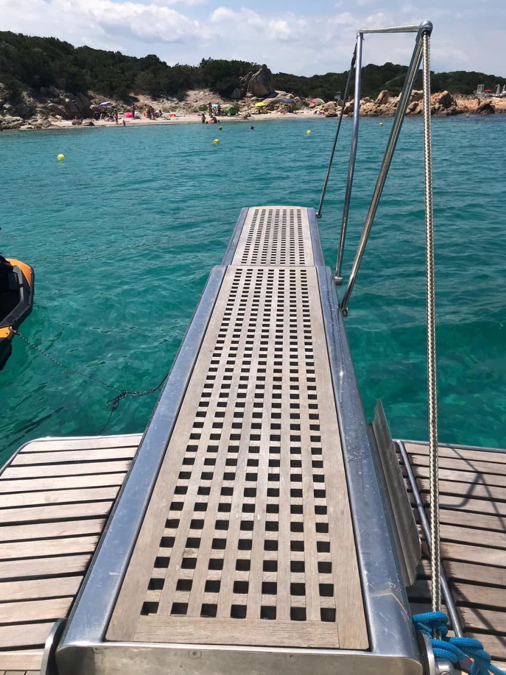 3h30 of Dolce Vita to discover Porto Cervo on a motorboat