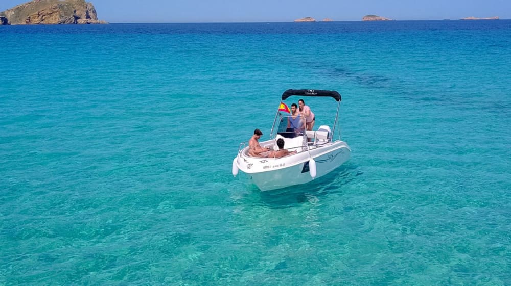 Een flexibele dagtrip tussen Ibiza en Formentera