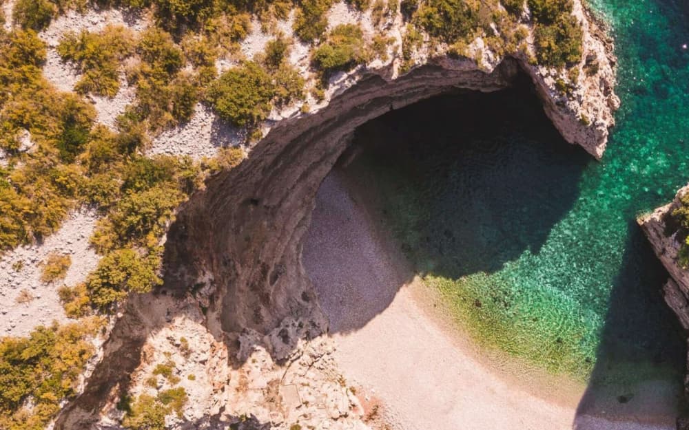 Explorez Bol lors d'une journée privée complète - la Côte Dorée