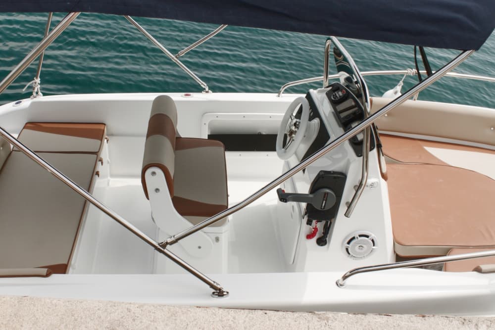 Erleben Sie einen unvergesslichen Tag in Opatija: Ihr privates Motorboot für puren Genuss