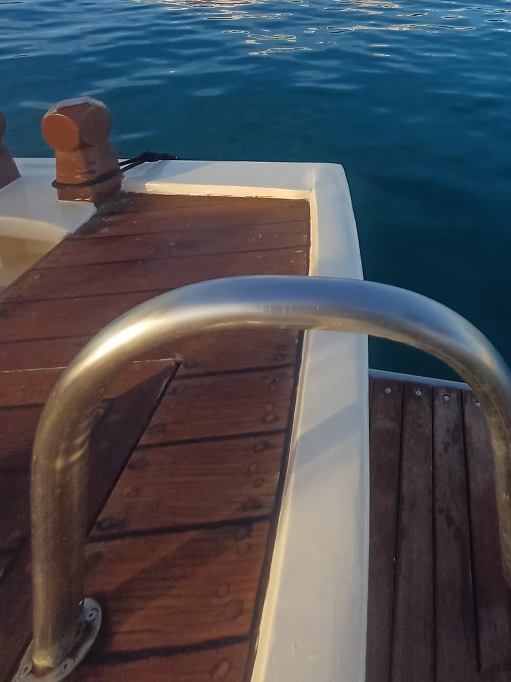 Ощутите магию заката на море на Миконосе