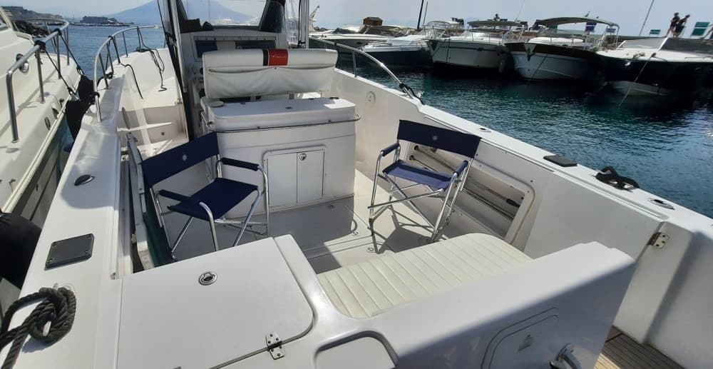 En dag i Neapel på motorbåt