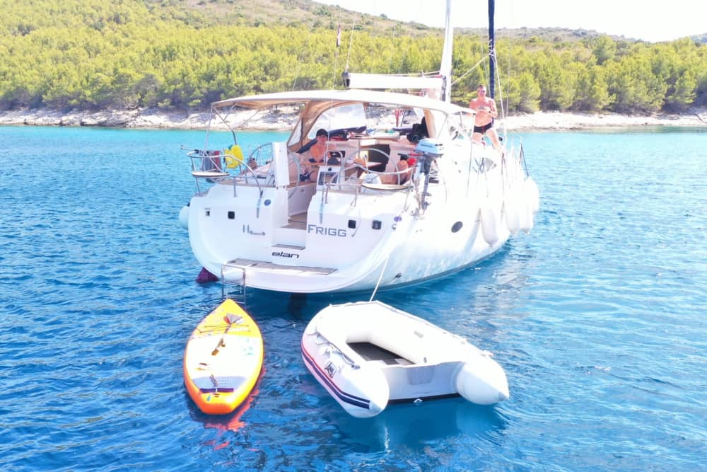 9h of sailing along the coast of Split