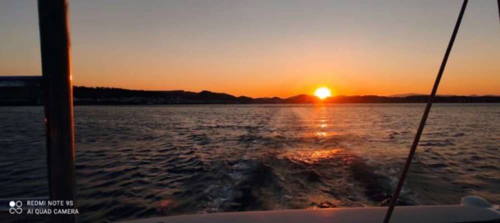 Sunset Serenity: A Romantic Catamaran Escape Around Mykonos
