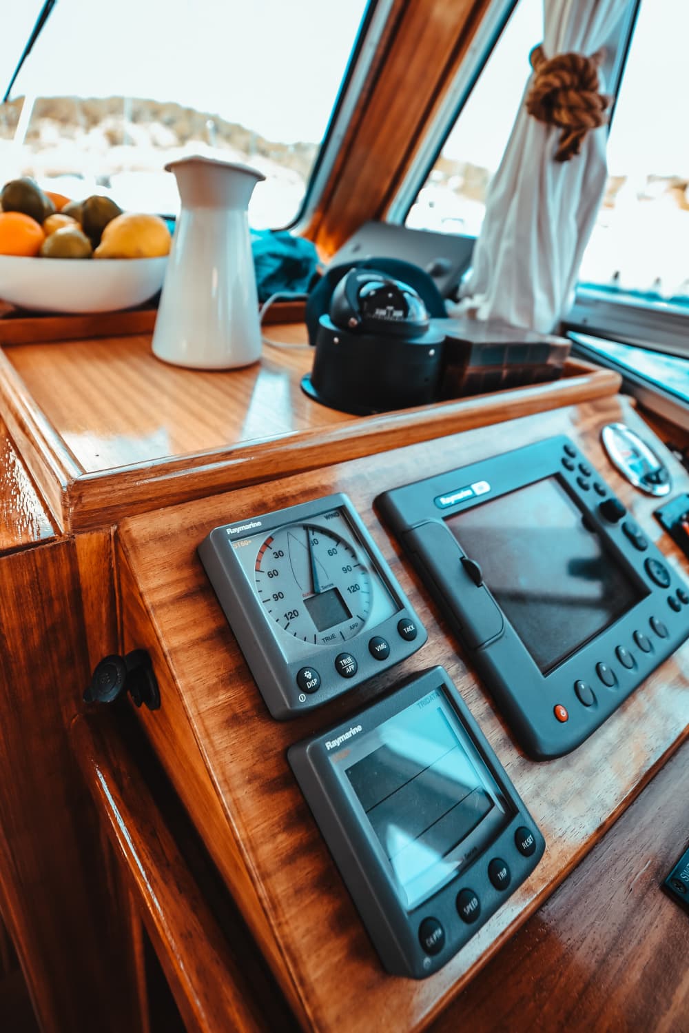 Palma - Private Afternoon Cruise on a Mallorcan Llaut - Sail or Motor to Local Calas with turquoise waters - ALL INCLUDED