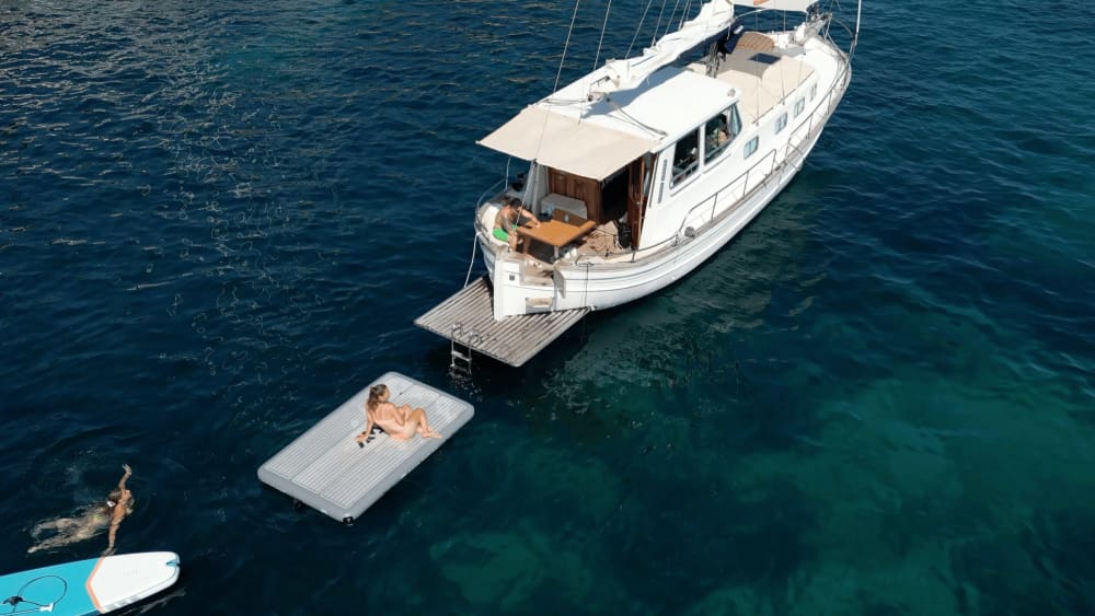 Palma - Private Afternoon Cruise on a Mallorcan Llaut - Sail or Motor to Local Calas with turquoise waters - ALL INCLUDED