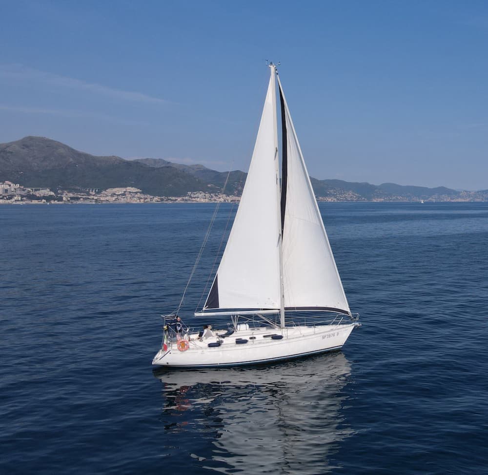 Half-day sailing trip in Genoa