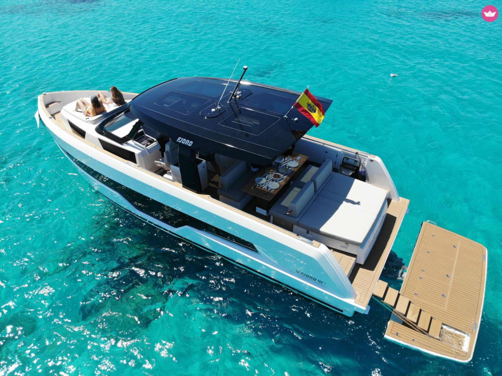 Speedboat getaway: Sail around the paradise islands of Ibiza and Formentera